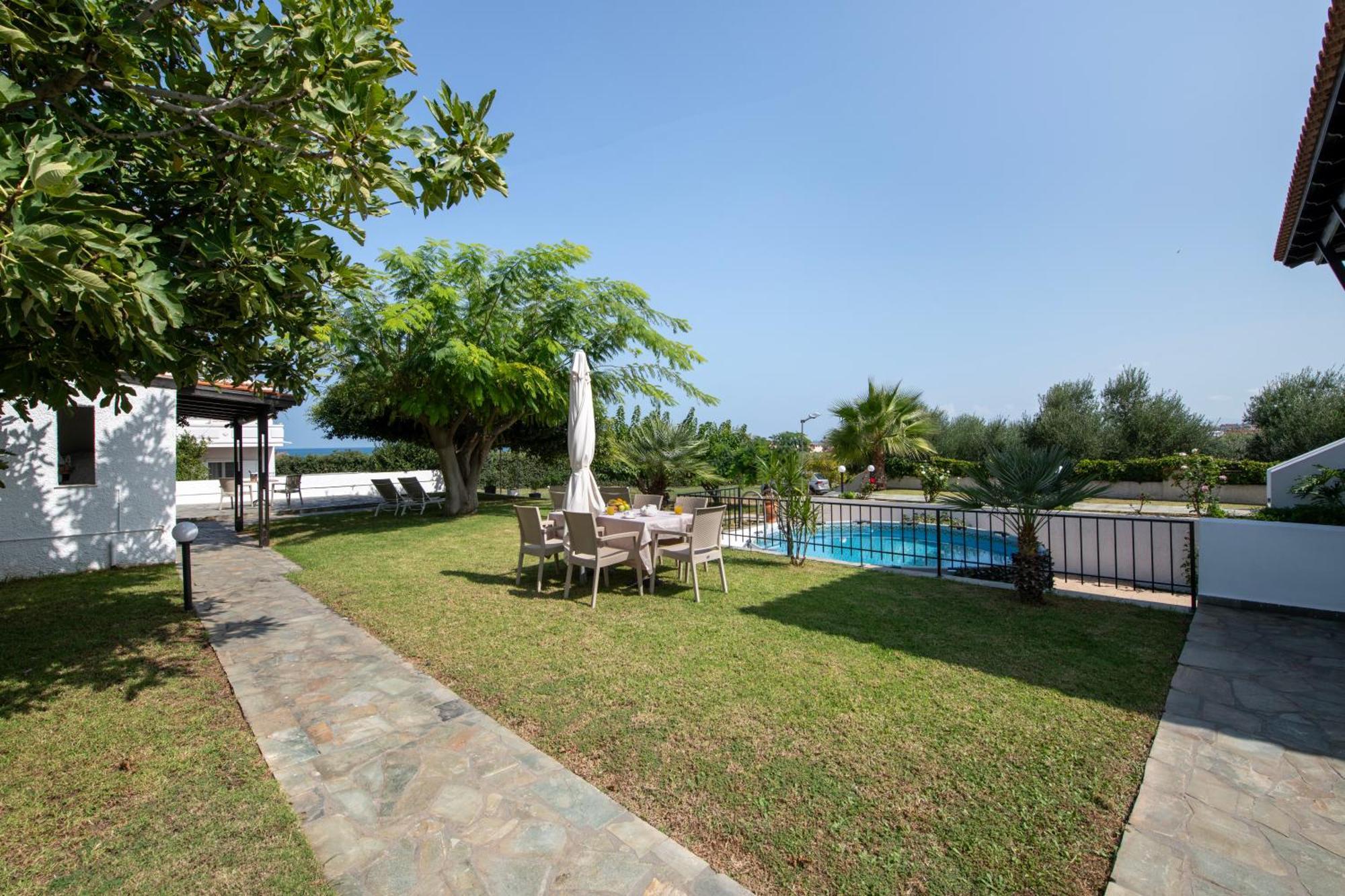 Villa Eleni 100M From The Sea Рапаниана Экстерьер фото