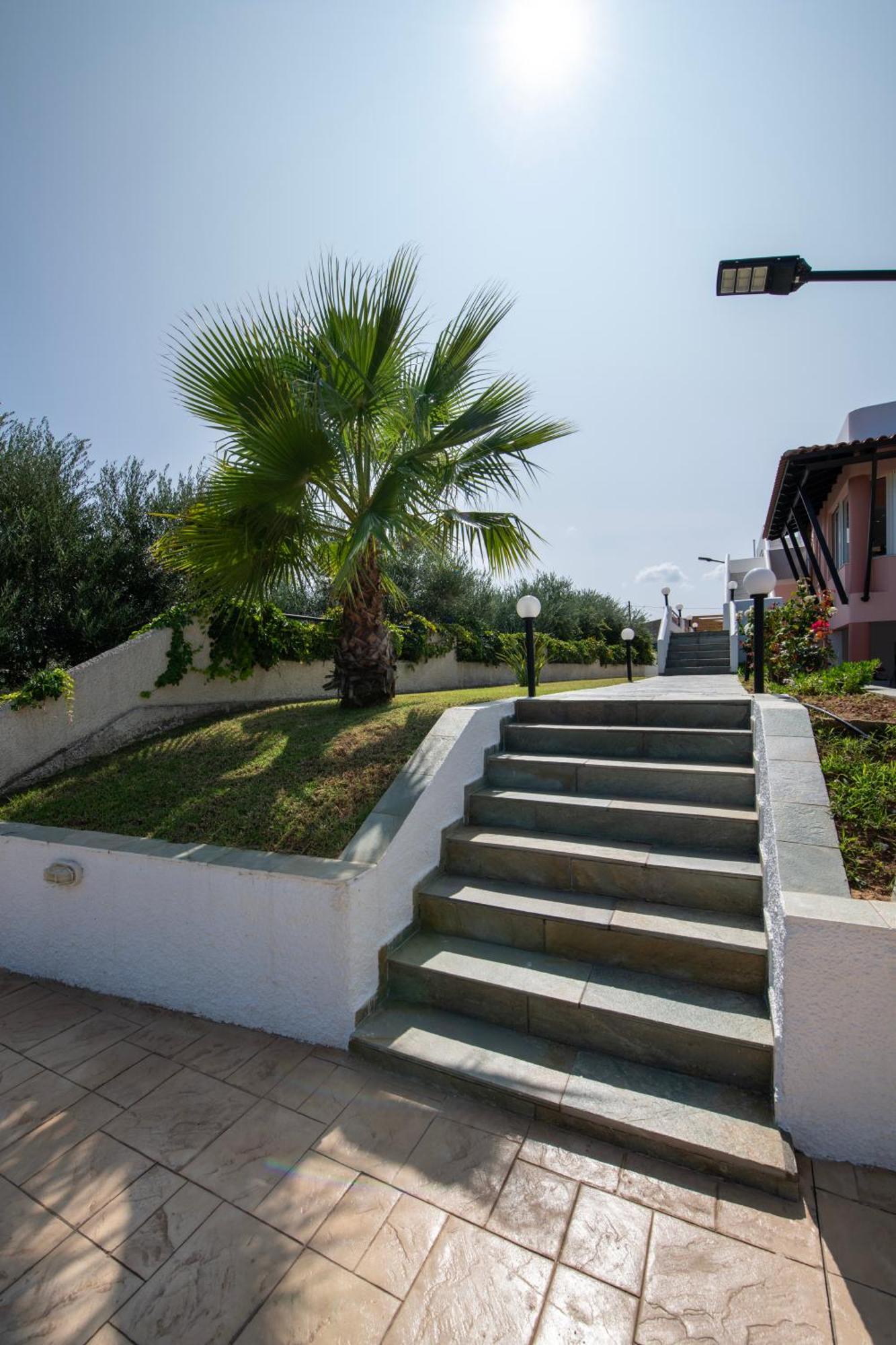 Villa Eleni 100M From The Sea Рапаниана Экстерьер фото